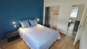 Maisons de vacances Maison a Civaux - 4 chambres : photos des chambres