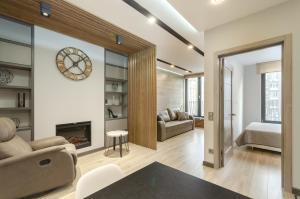 Petrovdom Apartments 7-67 in RC New York Concept House, Antonovycha 74