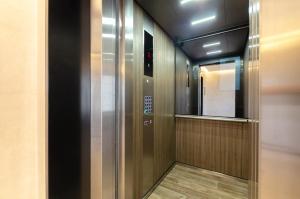 Petrovdom Apartments 7-67 in RC New York Concept House, Antonovycha 74