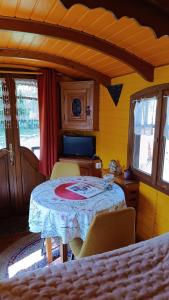 Villages vacances La Cle des Roulottes : photos des chambres