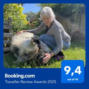 B&B / Chambres d'hotes Chambre d'Hotes chez Gustave & Compagnie : Chambre Triple - Vue sur Jardin