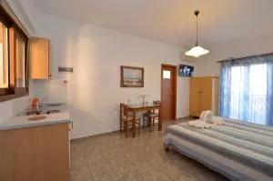 Kochyli Studios - Palaiochóra