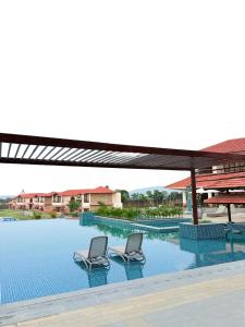 Vinaika Eco-Resort