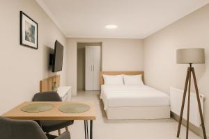 Luxury Apartments 7-17 Arena