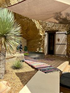 Maisons de vacances Charming Provencal Retreat with a Lush Private Courtyard : photos des chambres