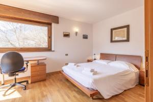 Casa Cavina, ampia con giardino e garage