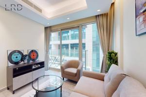 Elegant and Modern 1BR Apartment