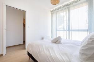 Maisons de vacances Gite au calme avec lits queen size proche Clermont a Chanat La Mouteyre : photos des chambres