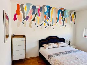 City Center Square DeLuxe Nest