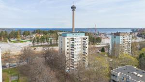 Big Apartment, 4 Bedrooms, Sauna, free parking - EV Charging