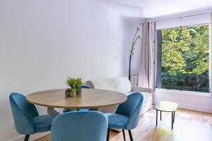 Appartements Romantique 4 Etoiles ,Appartement Chic pres du Canal, Paris : photos des chambres