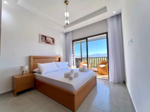 Blue Horizon - Cabo Huerto Del Rio