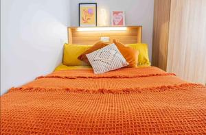 Student Only Silver Studio Deluxe Sterling Court