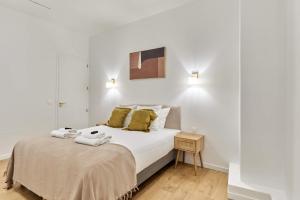 Residence with AC apartments Buttes Chaumont Park