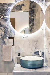 Sea View Serenity Βeachfront & Pool 108