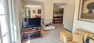 Green setting Large garden AC - Private swimming pool - Terrasse- BENAKEY