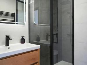 Studio rénové vue mer latéral & parking à Westende by La Conciergerie