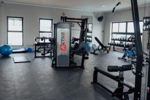 Chanty Serenity Apartment with Pool and Gym