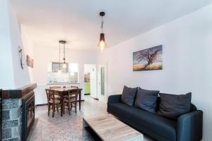 The Secret Garden by Quokka 360 - flat in the hamlet of Mount Brè