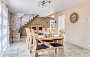 Maisons de vacances Pet Friendly Home In Pirou With Wifi : photos des chambres