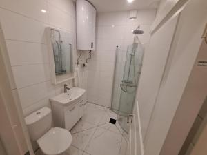 Cozy Studio - 5 min to Lake & City