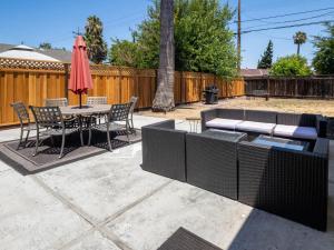 Modern 3BR in Silicon Valley - BBQ & Netflix