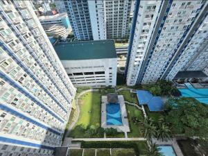 Grass 2-Bedroom at Tower 3 223