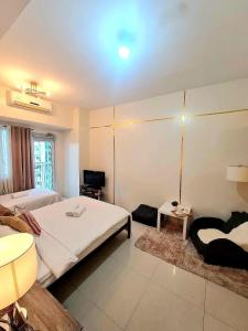 Grass 2-Bedroom at Tower 3 223