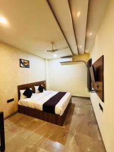 Hotel New Saurabh Inn