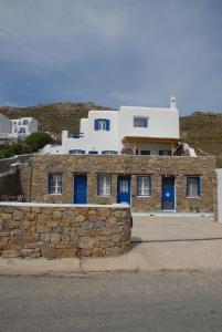 Adonis Rooms Myconos Greece