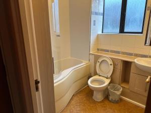 Elegant Dockside 2-Bed Stay