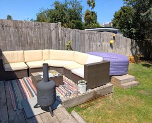 Chichester House I Garden with Hot Tub I Free Parking I Nearby Beaches I Chichester Holiday Properties - Ubytování bez kategorie ve městě Chichester