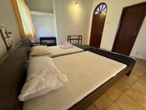 Minthula Hotel & Restaurant