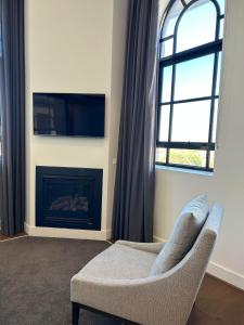 THE DEVLIN APARTMENTS 2 Bedroom Apartment near GMHBA stadium in Geelong - 108
