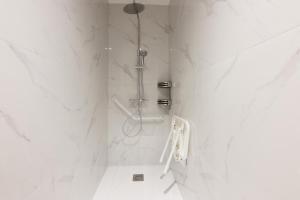 Le Naturiste Loft with Jacuzzi