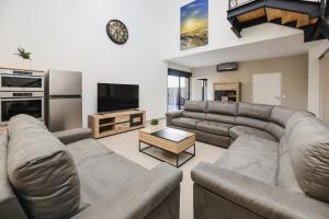Maisons de vacances Le Naturiste Loft with Jacuzzi : photos des chambres