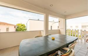 Nice Apartment In Vir With Wifi