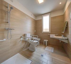 Chambre Double - Accessible aux Personnes à Mobilité Réduite