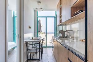 Santorini Wave Loft 2