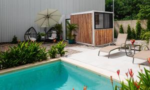 Nomad Containers - Adults only