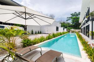 Nomad Containers - Adults only