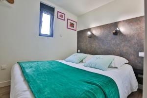 Chalets CHALET CAMPAGNE - Climatise - Les Belles Ouvrieres : photos des chambres