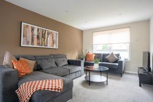 3 BDR House At Caledonia Luxe Stays Short Lets & Serviced Accommodation Livingston