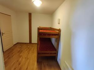 V du Bachat Epicea A N24 2P6