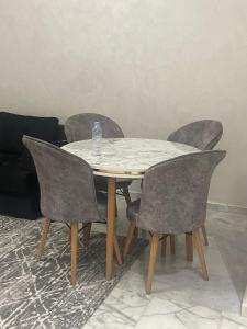 Ocean park , for married couples and families only ,للعائلات و المتزوجين فقط Luxury fully furnished one bedroom flat next to zenata beach with five avialable swimming pool at the compound