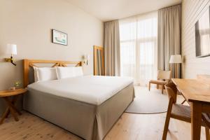 Executive Double Room with Sea View room in Hotel J