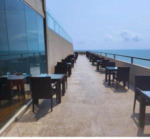 Ocean Breeze Negombo by Wavelet360