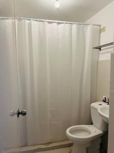 Cozy Studio in Paraaque - Perfect for Transients and Long-Stayers Alike