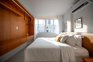 Leblon - Av. Ataulfo de Paiva | Recém reformado, no coração do Leblon