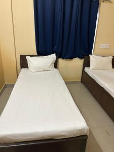 Hotel Bindusagar - Budget Rooms & Dormitory near Sri Lingaraja Temple